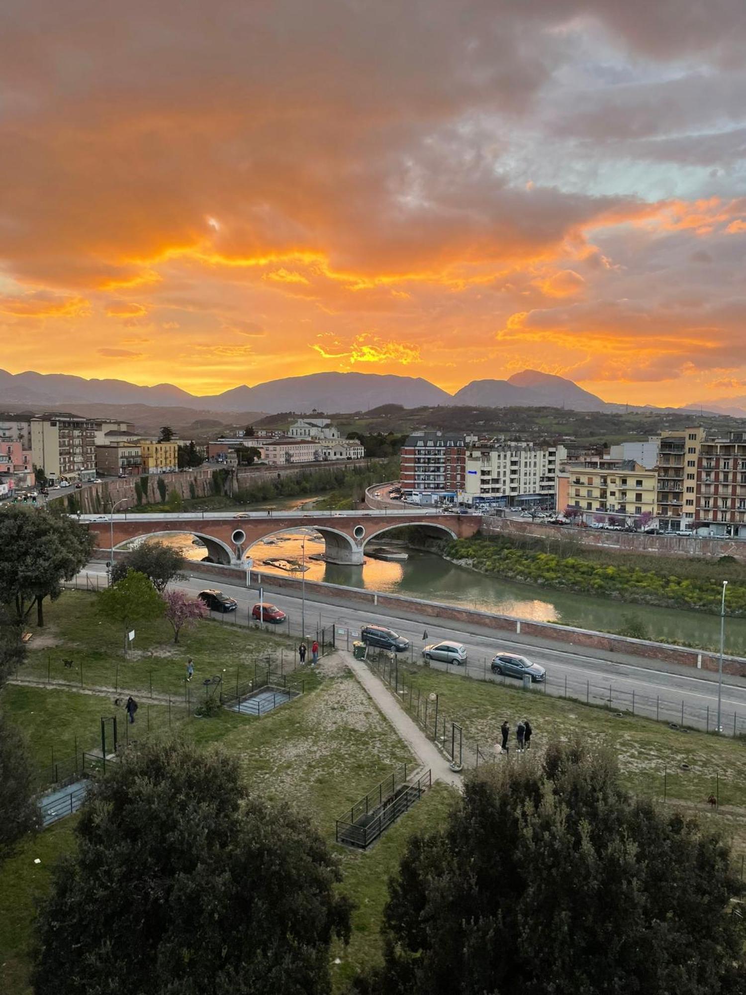 La Casa Di Cinzia Lägenhet Benevento Exteriör bild